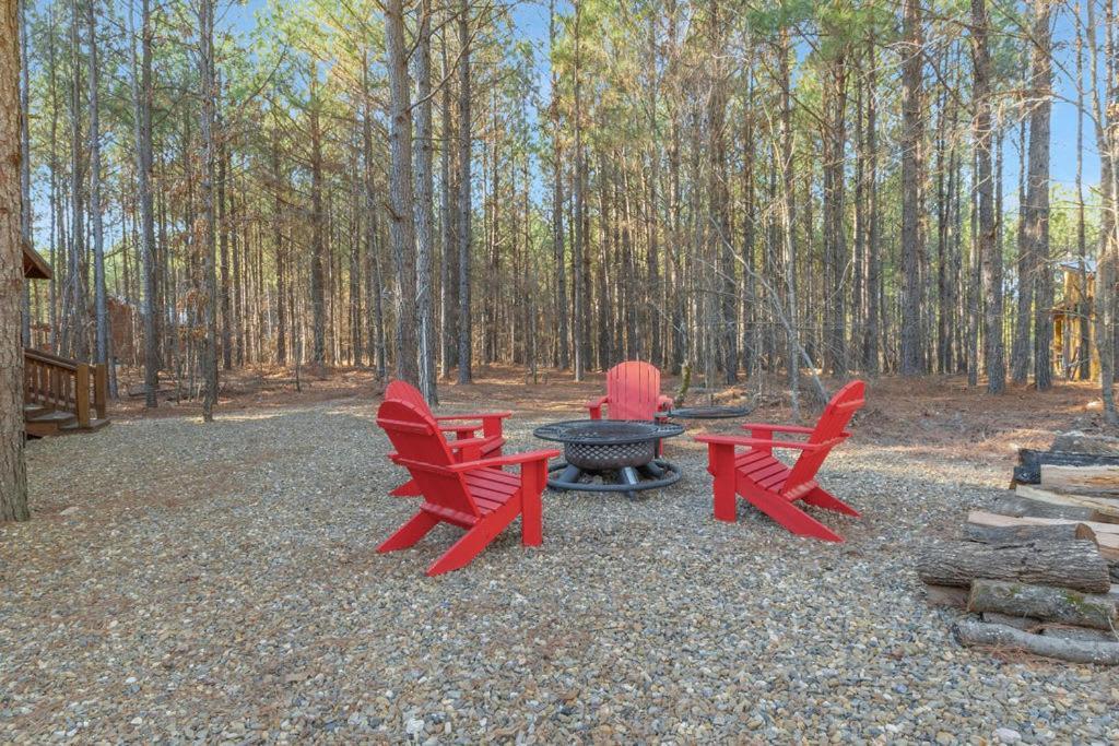 ברוקן בו Large Luxury 2Br Cabin W Hot Tub Double Trouble Was Designed For Fun Comfort And Memories Minutes From Buzzling Hochatown And Beautiful Beaver Bend State Park מראה חיצוני תמונה