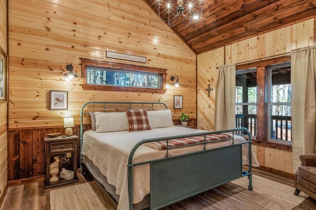 ברוקן בו Large Luxury 2Br Cabin W Hot Tub Double Trouble Was Designed For Fun Comfort And Memories Minutes From Buzzling Hochatown And Beautiful Beaver Bend State Park מראה חיצוני תמונה