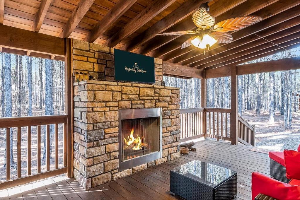 ברוקן בו Large Luxury 2Br Cabin W Hot Tub Double Trouble Was Designed For Fun Comfort And Memories Minutes From Buzzling Hochatown And Beautiful Beaver Bend State Park מראה חיצוני תמונה
