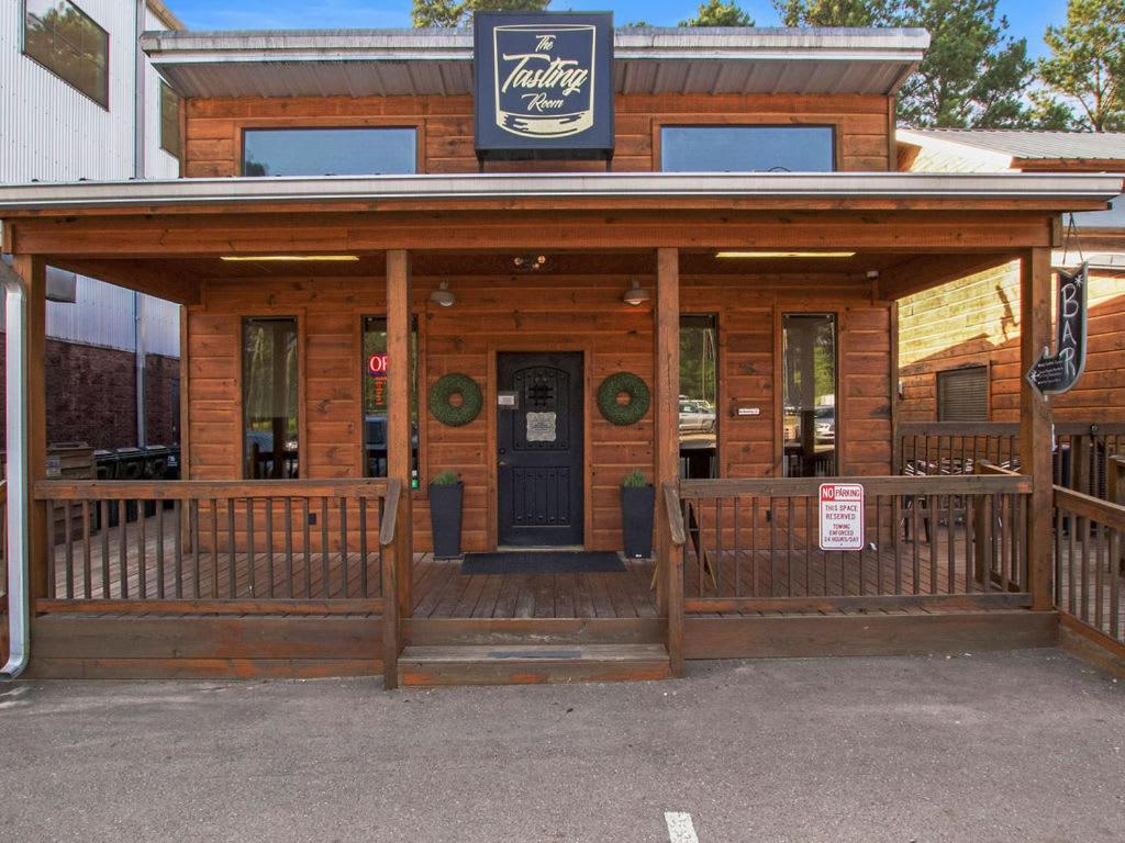 ברוקן בו Large Luxury 2Br Cabin W Hot Tub Double Trouble Was Designed For Fun Comfort And Memories Minutes From Buzzling Hochatown And Beautiful Beaver Bend State Park מראה חיצוני תמונה